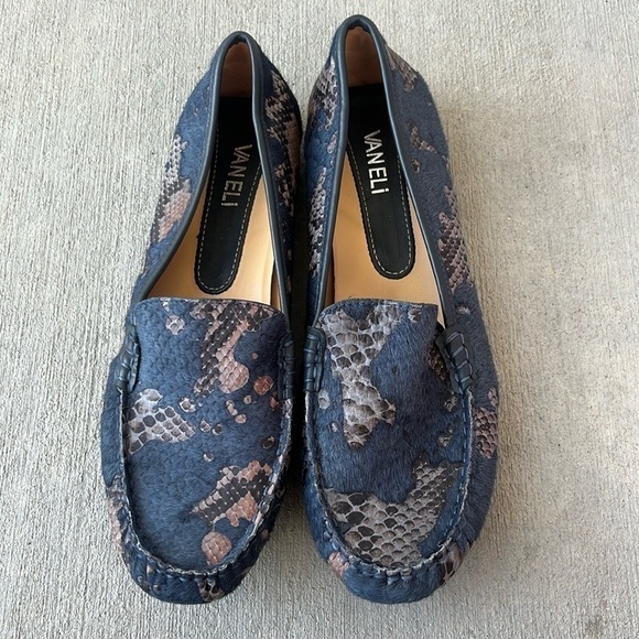 Vaneli Albion Slip On Loafer Size 10 - Picture 1 of 11